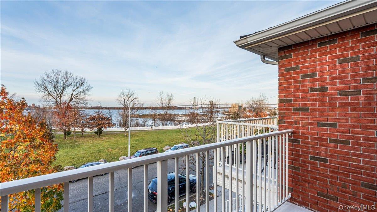 122-04 Powell Cove Boulevard # C, College Point, NY 11356