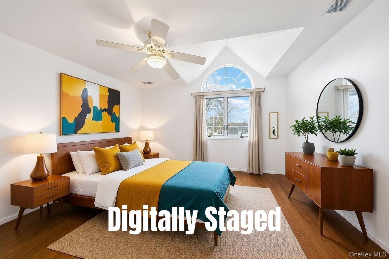 204A Broadway, Massapequa Park, NY 11762