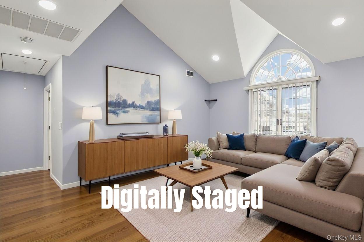 204A Broadway, Massapequa Park, NY 11762