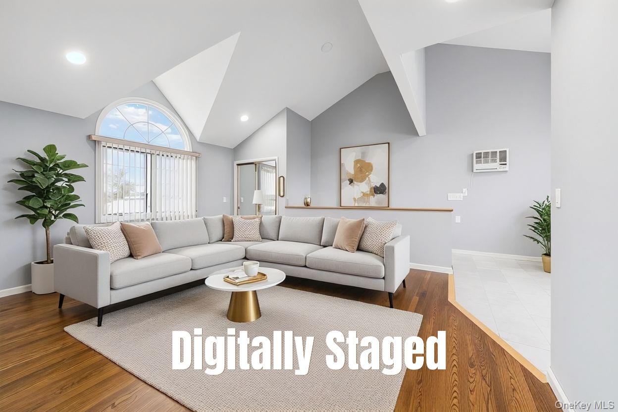 204A Broadway, Massapequa Park, NY 11762