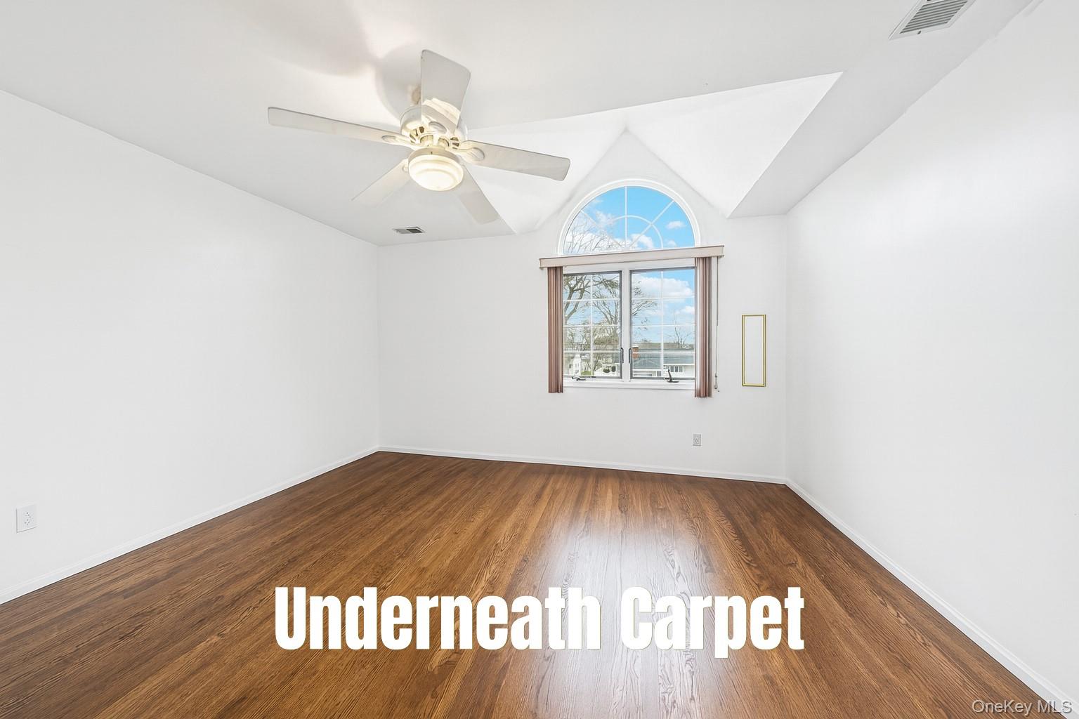 204A Broadway, Massapequa Park, NY 11762