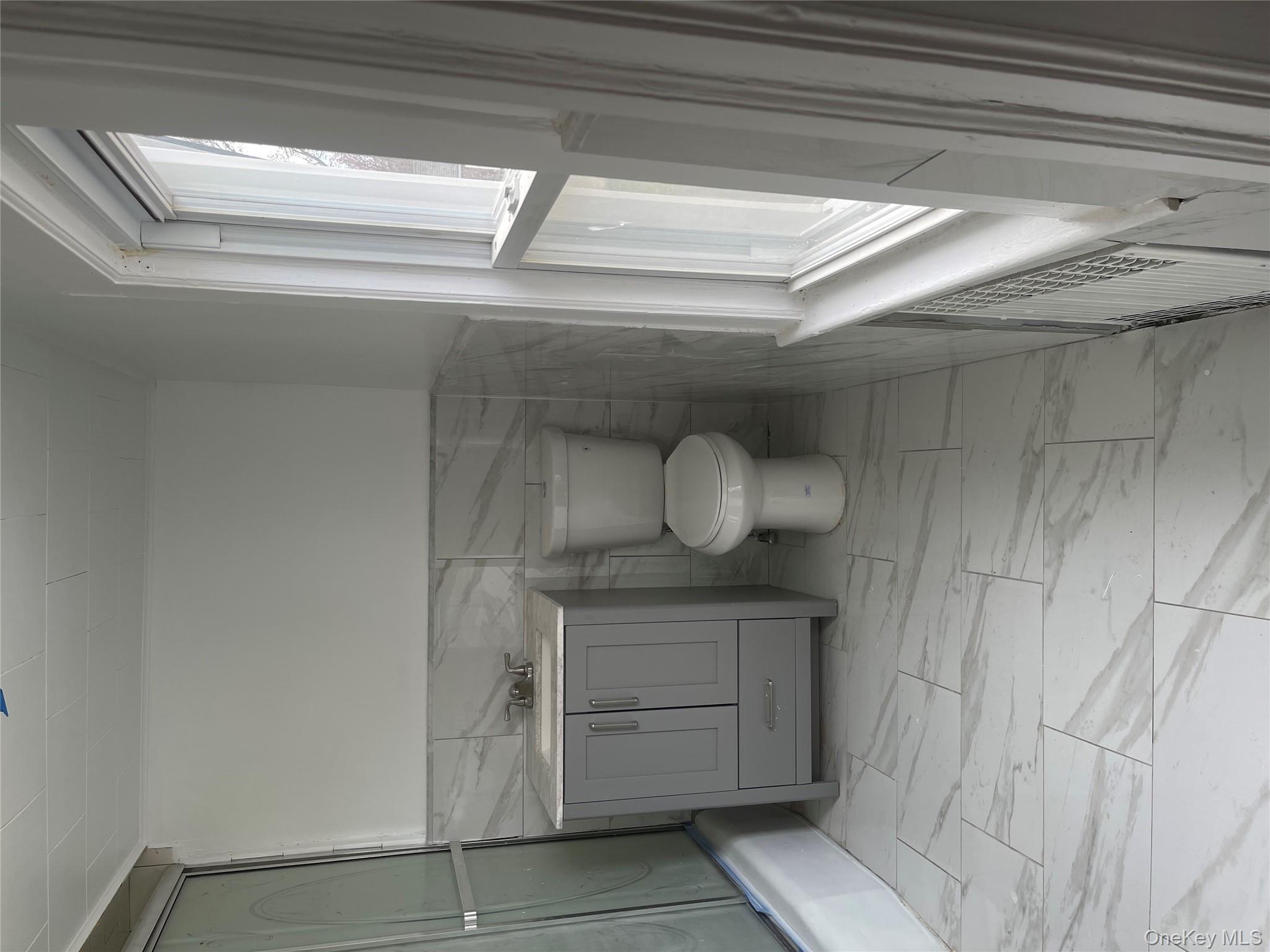 857 Garfield Street # 2nd Fl, Franklin Square, NY 11010