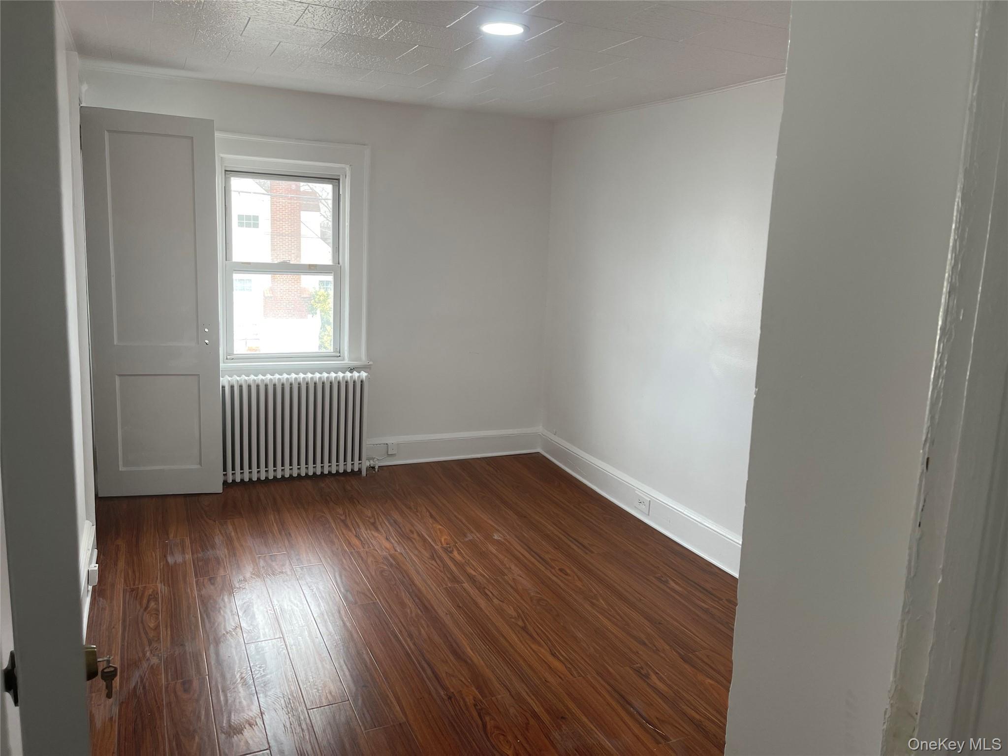 857 Garfield Street # 2nd Fl, Franklin Square, NY 11010