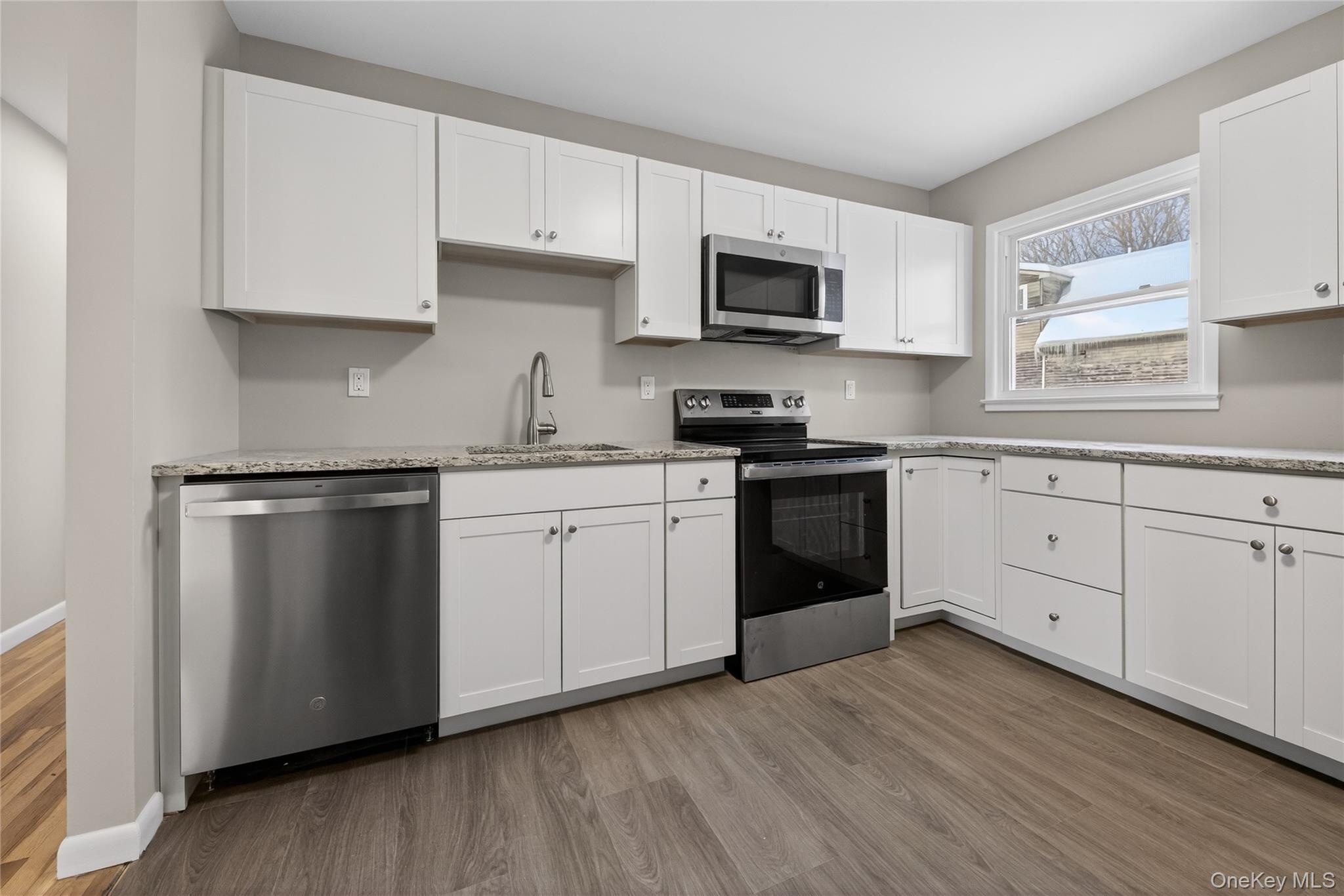 676-678 Oak Summit Road, Millbrook, NY 12545