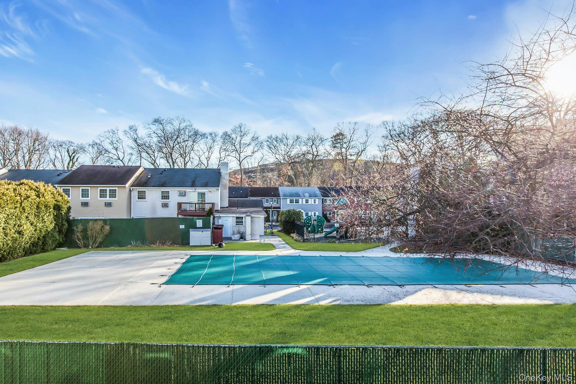 457 Village Drive # 457, Hauppauge, NY 11788