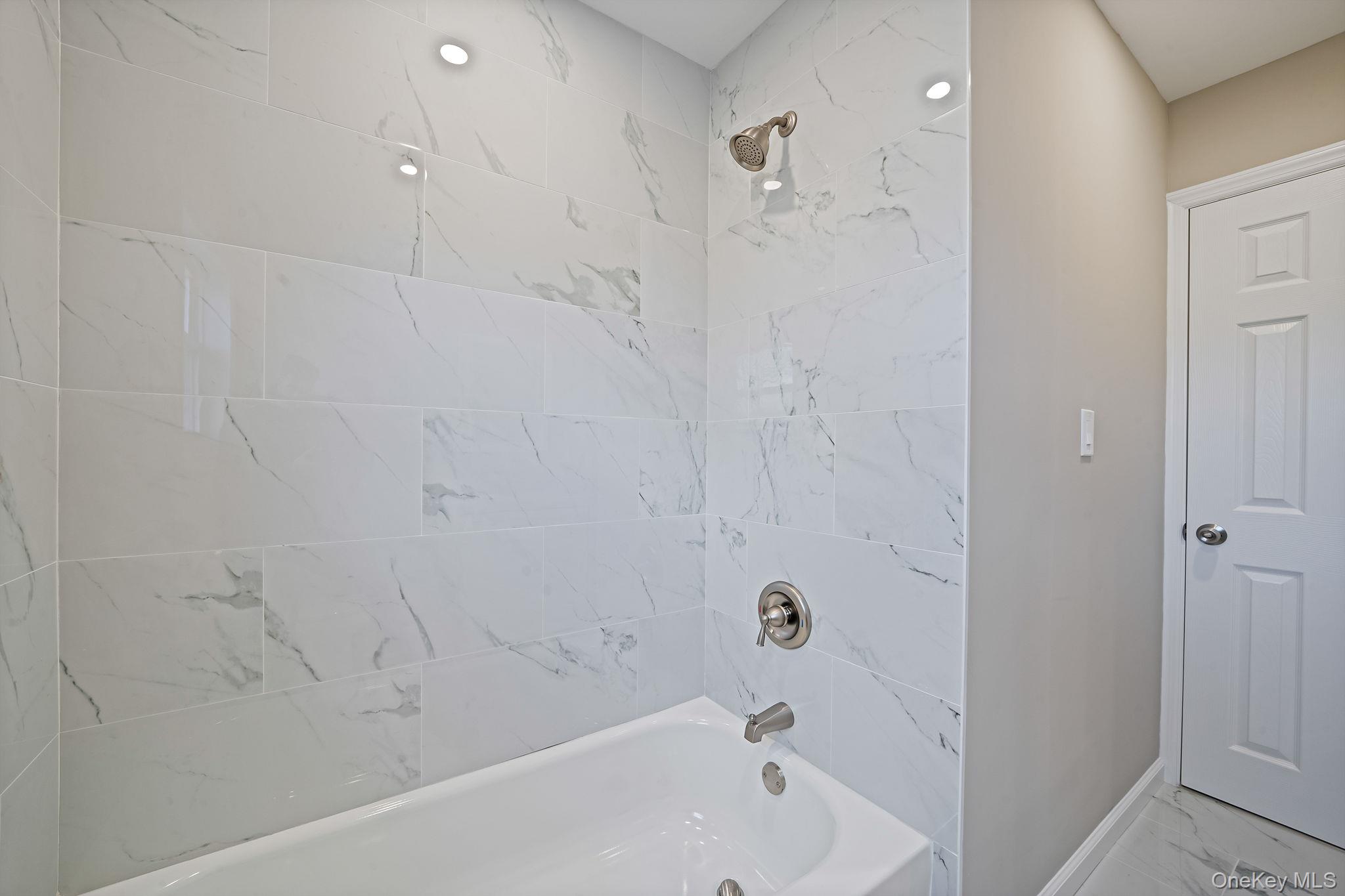 3 Bellrose Avenue, Centereach, NY 11720