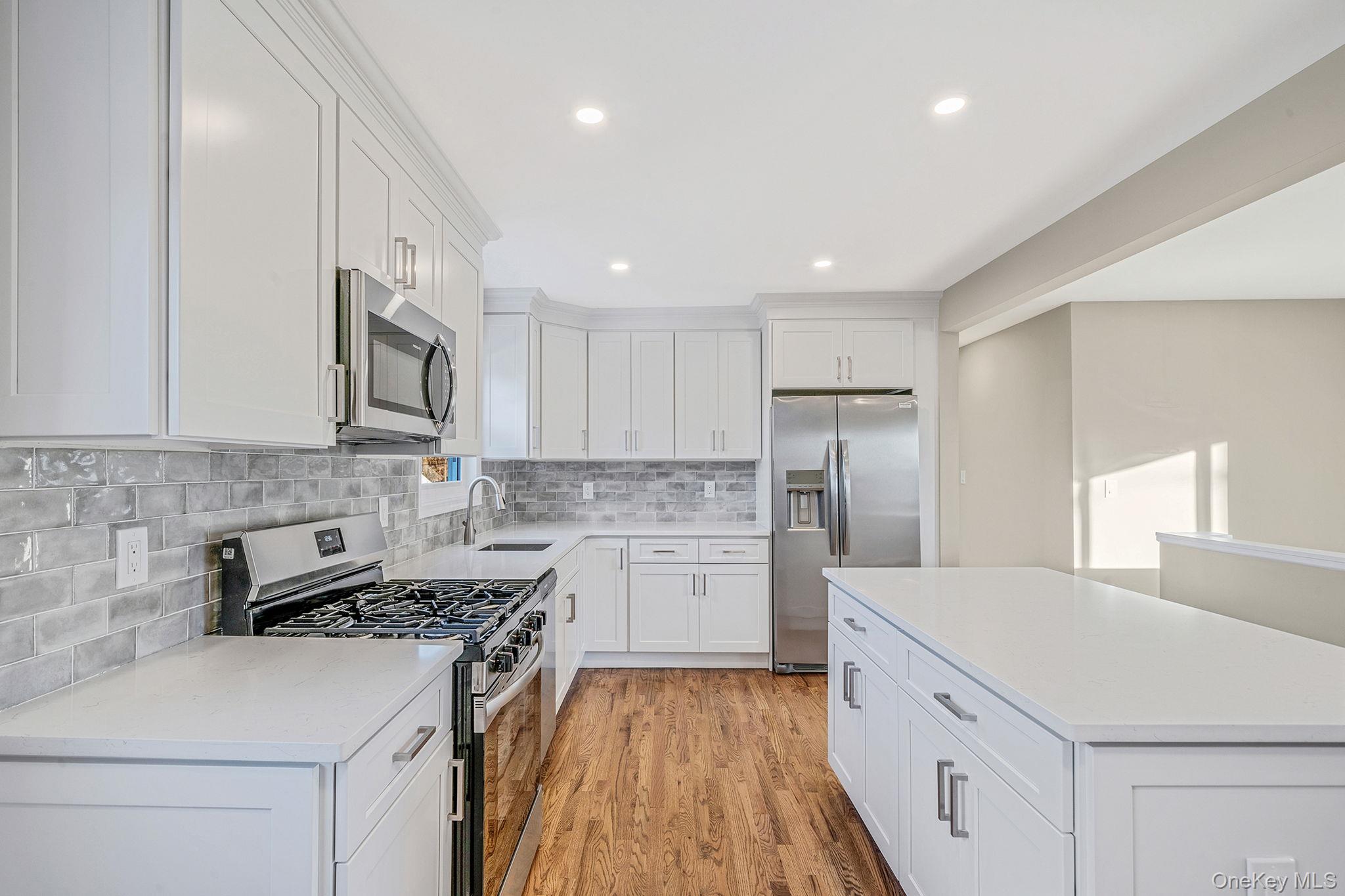 3 Bellrose Avenue, Centereach, NY 11720