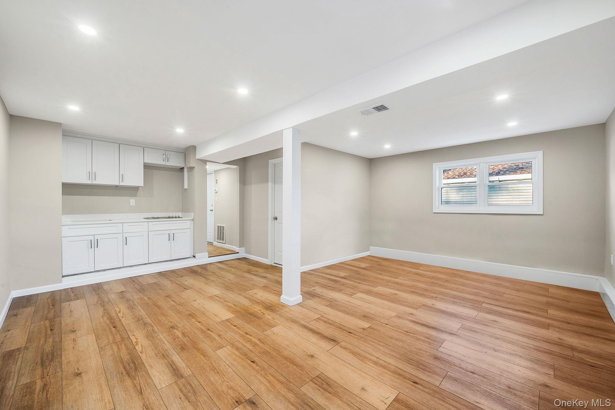 3 Bellrose Avenue, Centereach, NY 11720