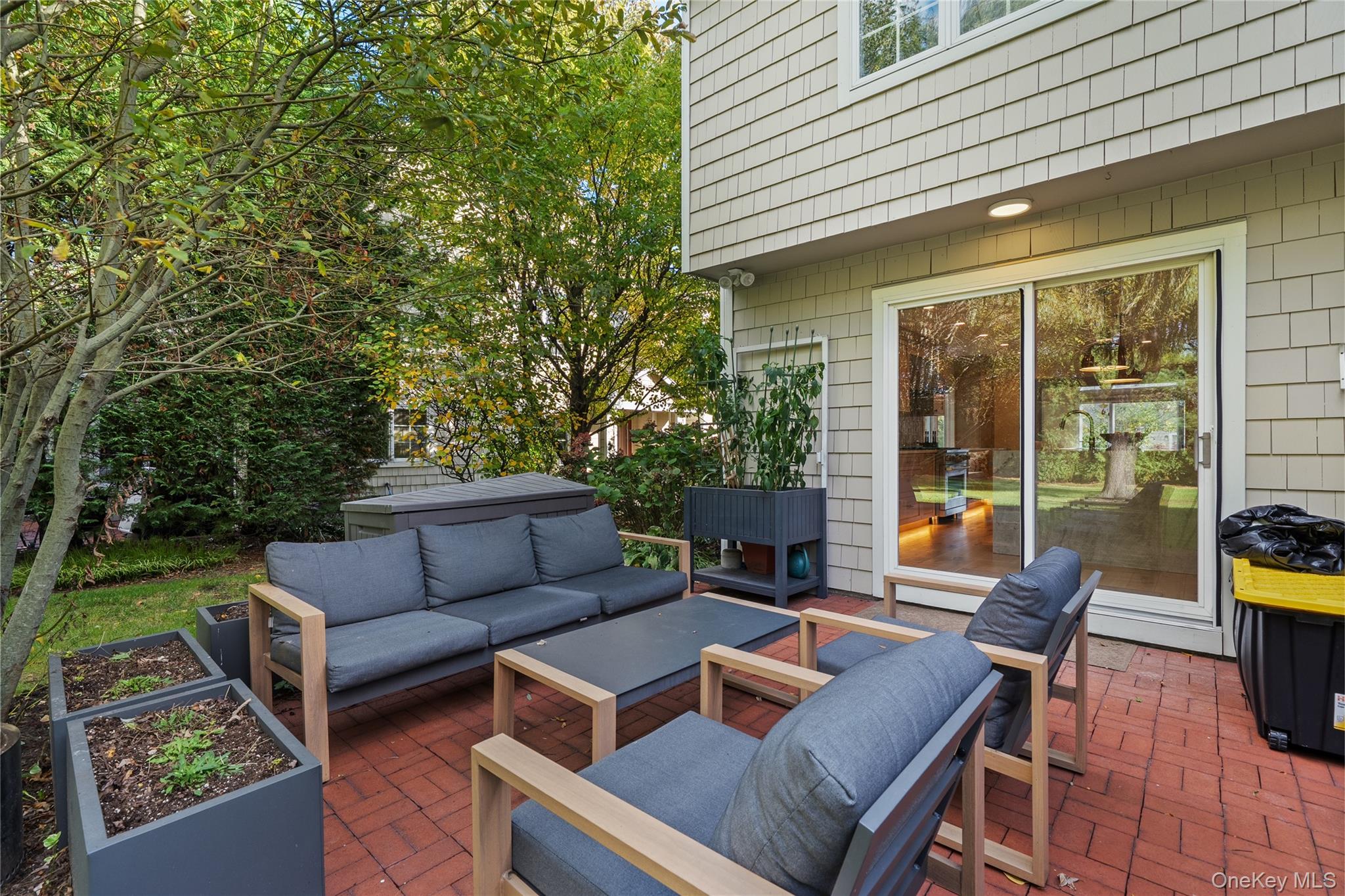 21 Doral Lane, Bay Shore, NY 11706