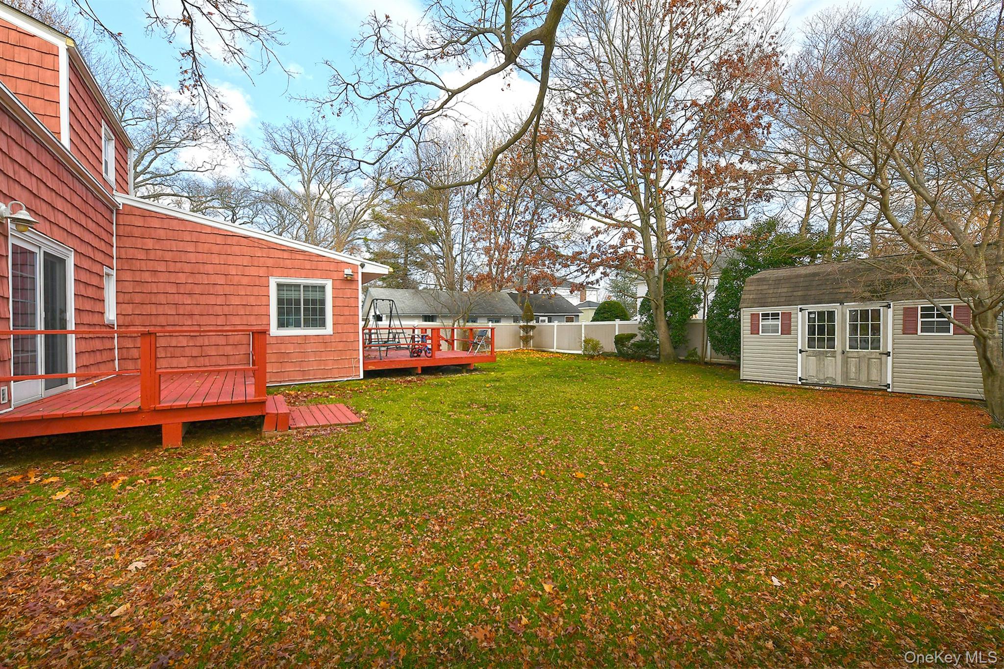 60 Connecticut Avenue, Freeport, NY 11520