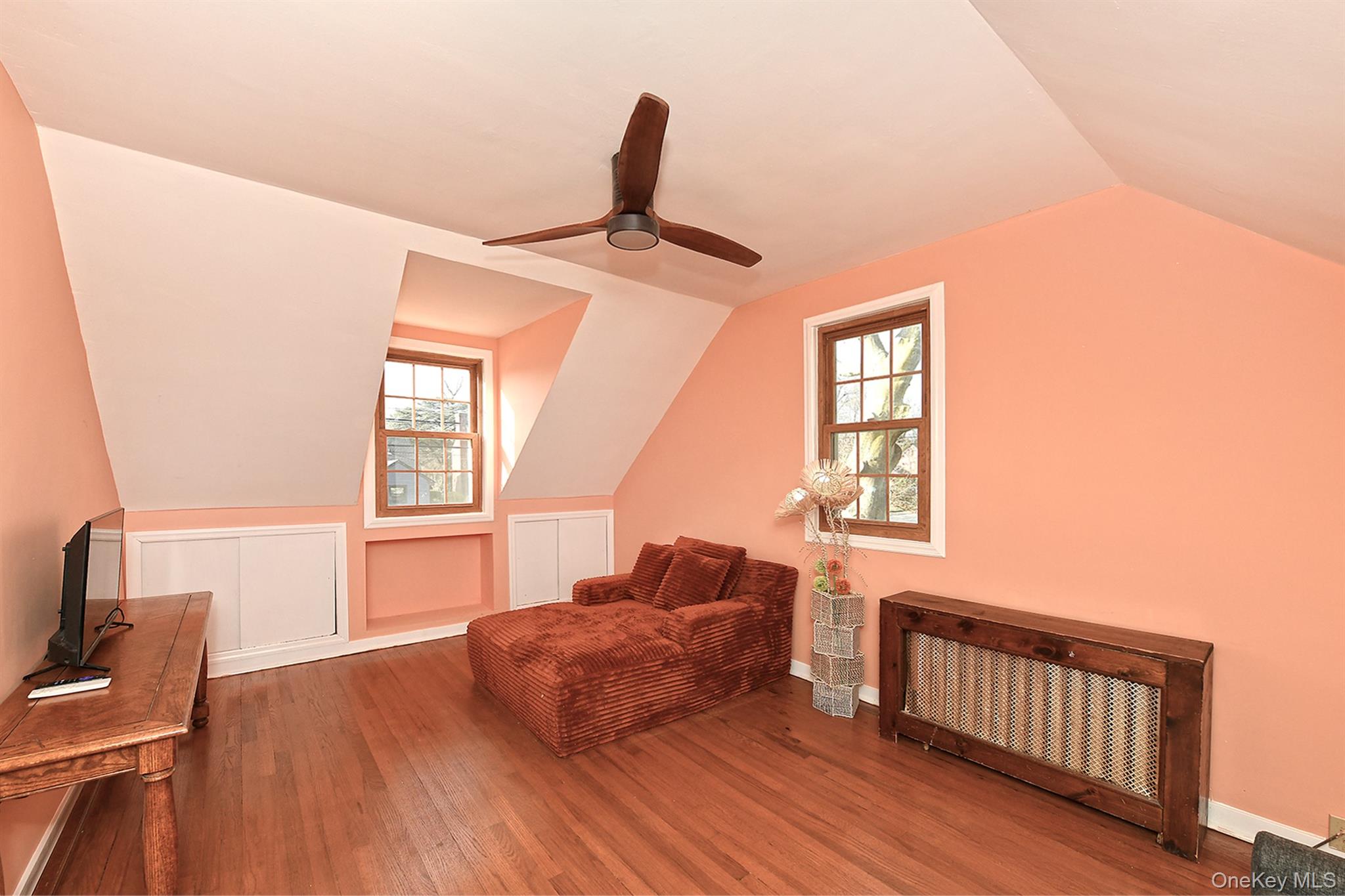 60 Connecticut Avenue, Freeport, NY 11520