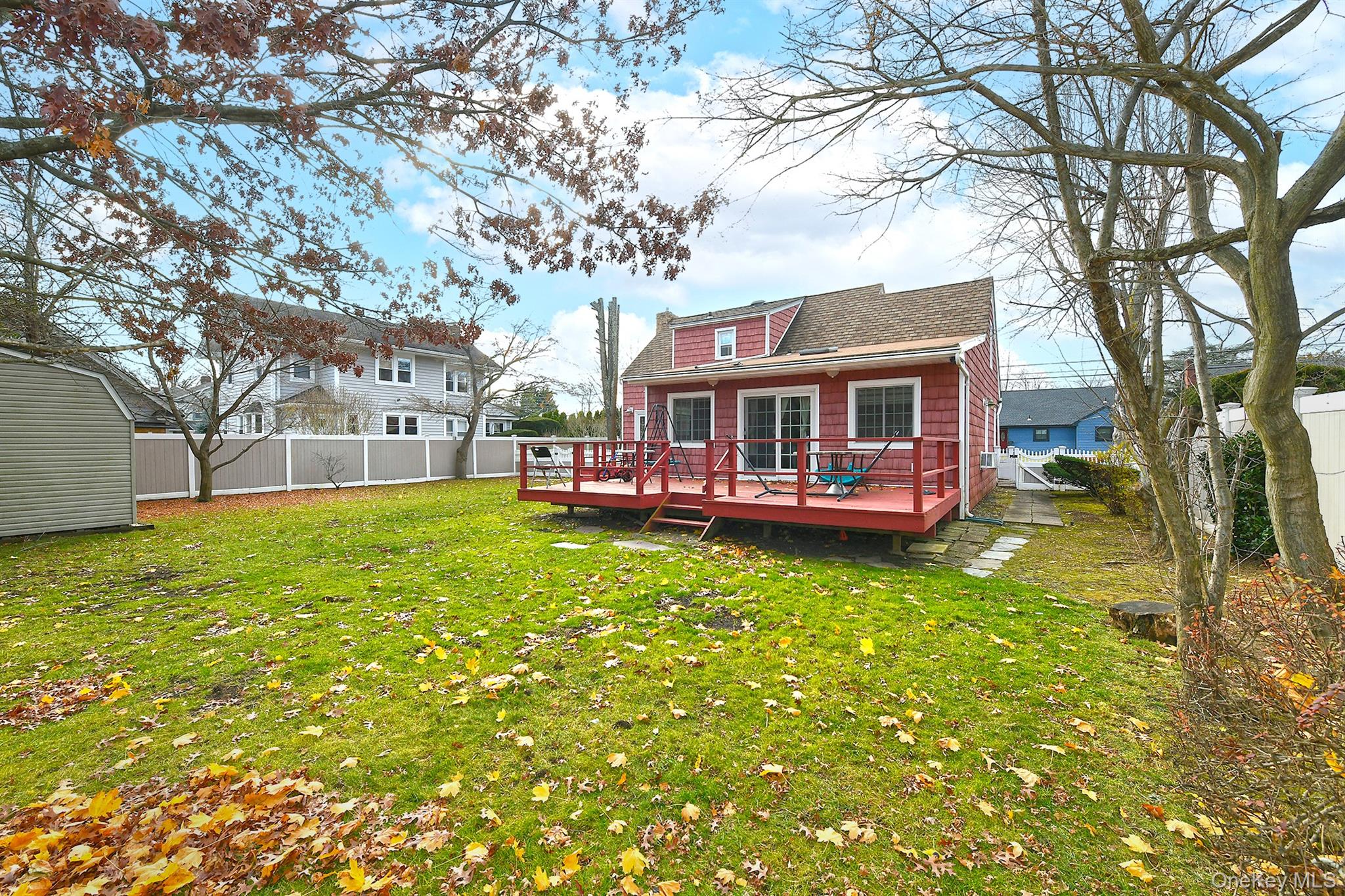 60 Connecticut Avenue, Freeport, NY 11520