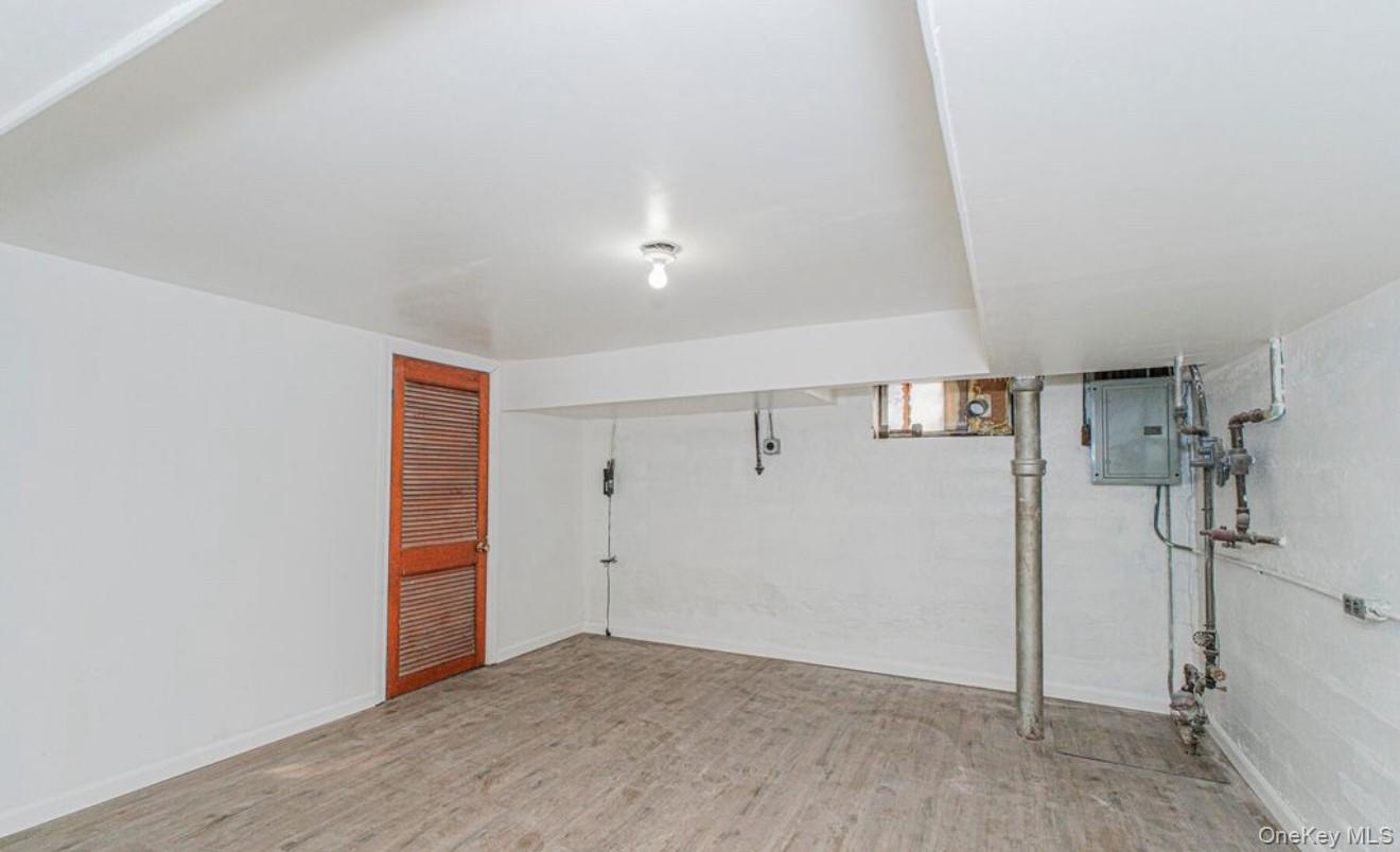 297 Otis Avenue, Staten Island, NY 10306