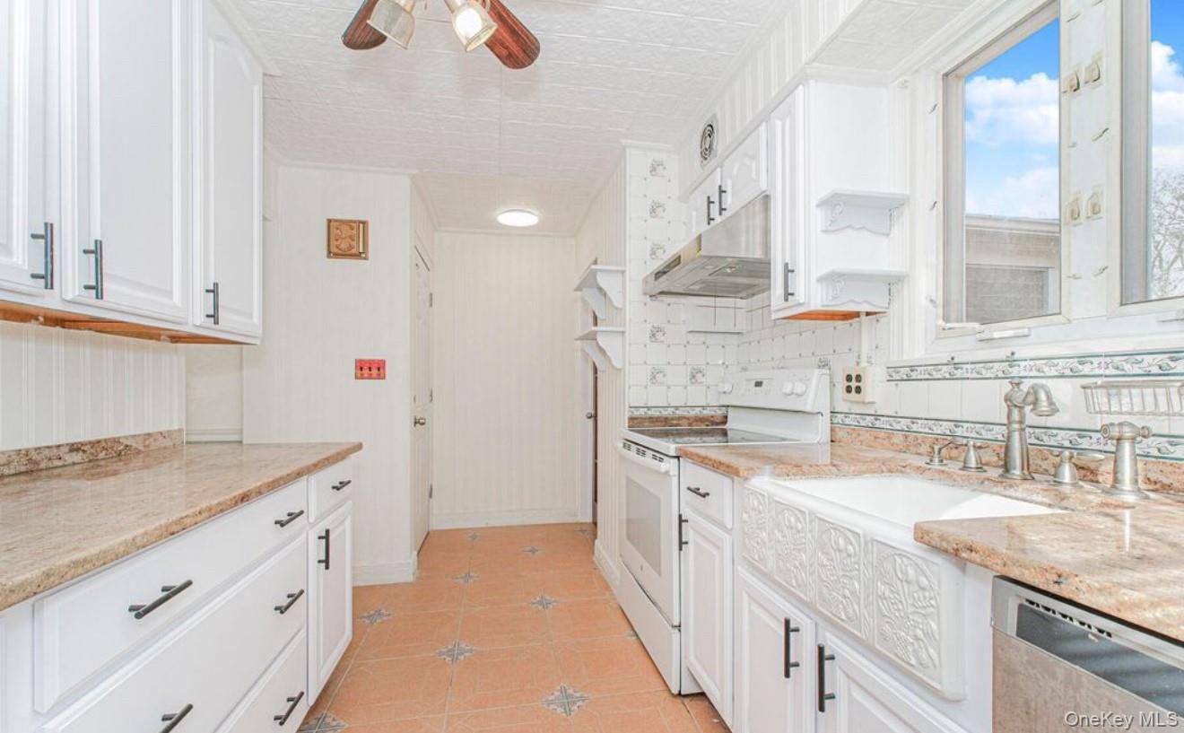 297 Otis Avenue, Staten Island, NY 10306