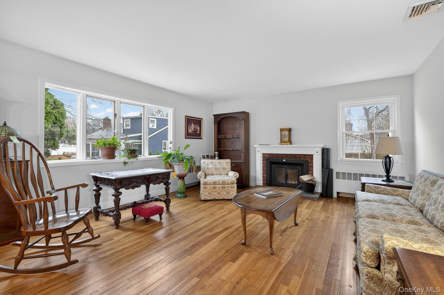 1 Tracy Drive, Huntington, NY 11743