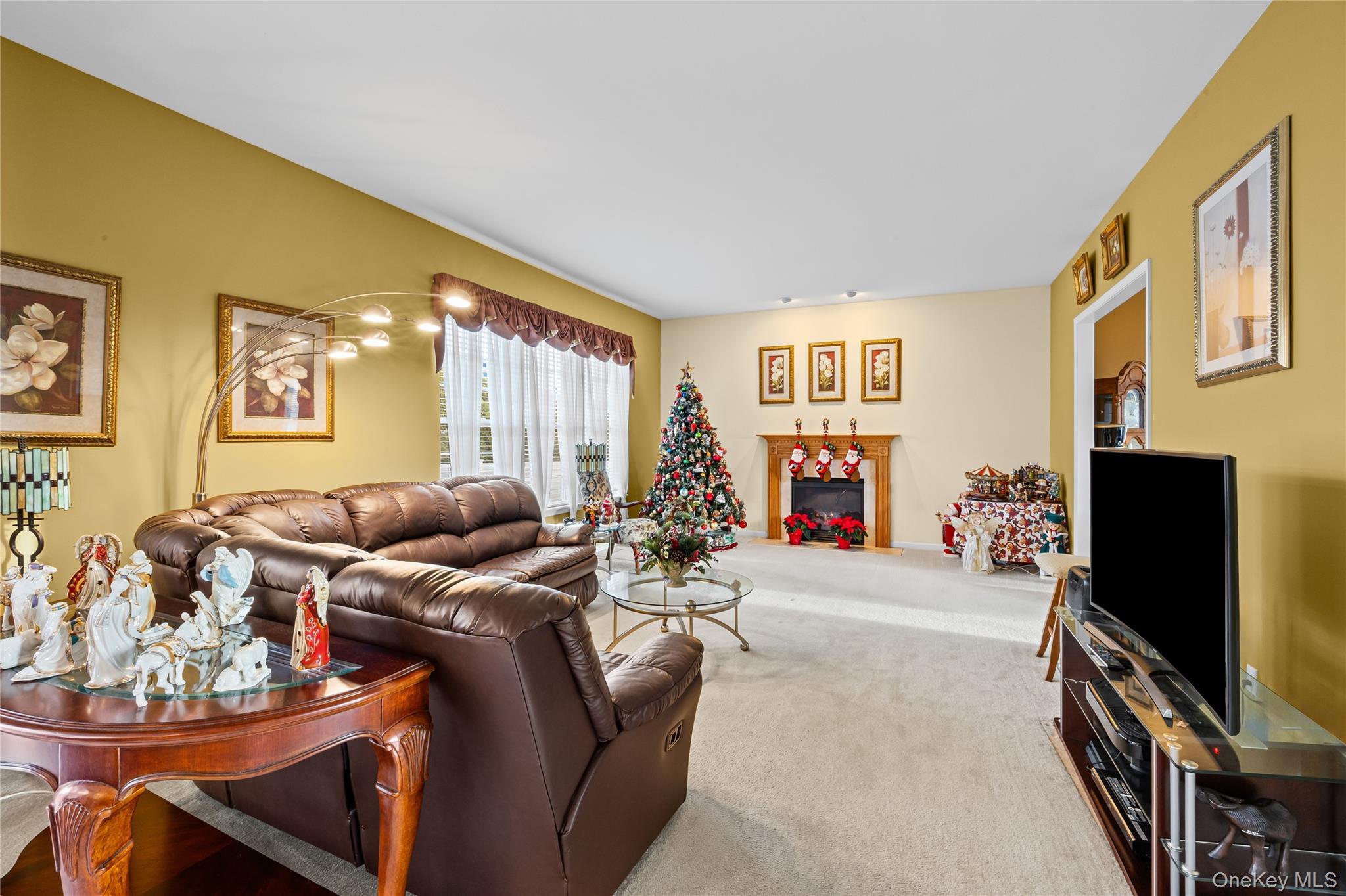 4 Avolet Court, Mount Sinai, NY 11766