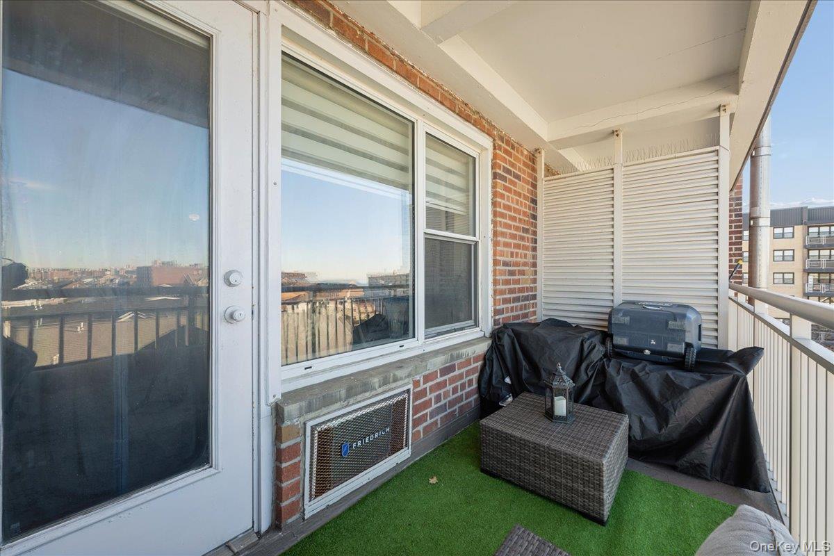 855 E Broadway # 4G, Long Beach, NY 11561