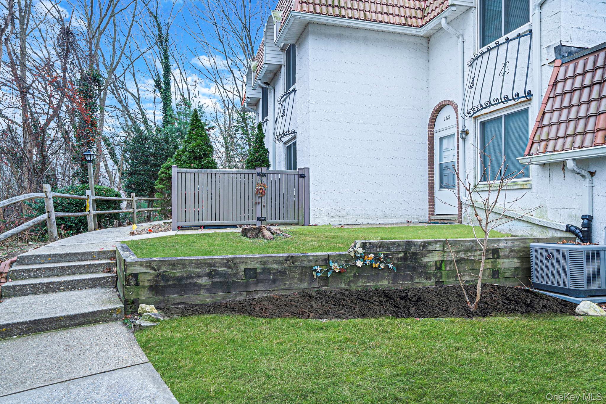 268 Brettonwoods Drive, Coram, NY 11727