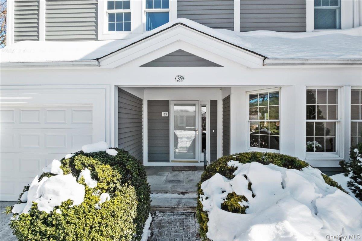 39 Alex Drive, White Plains, NY 10605