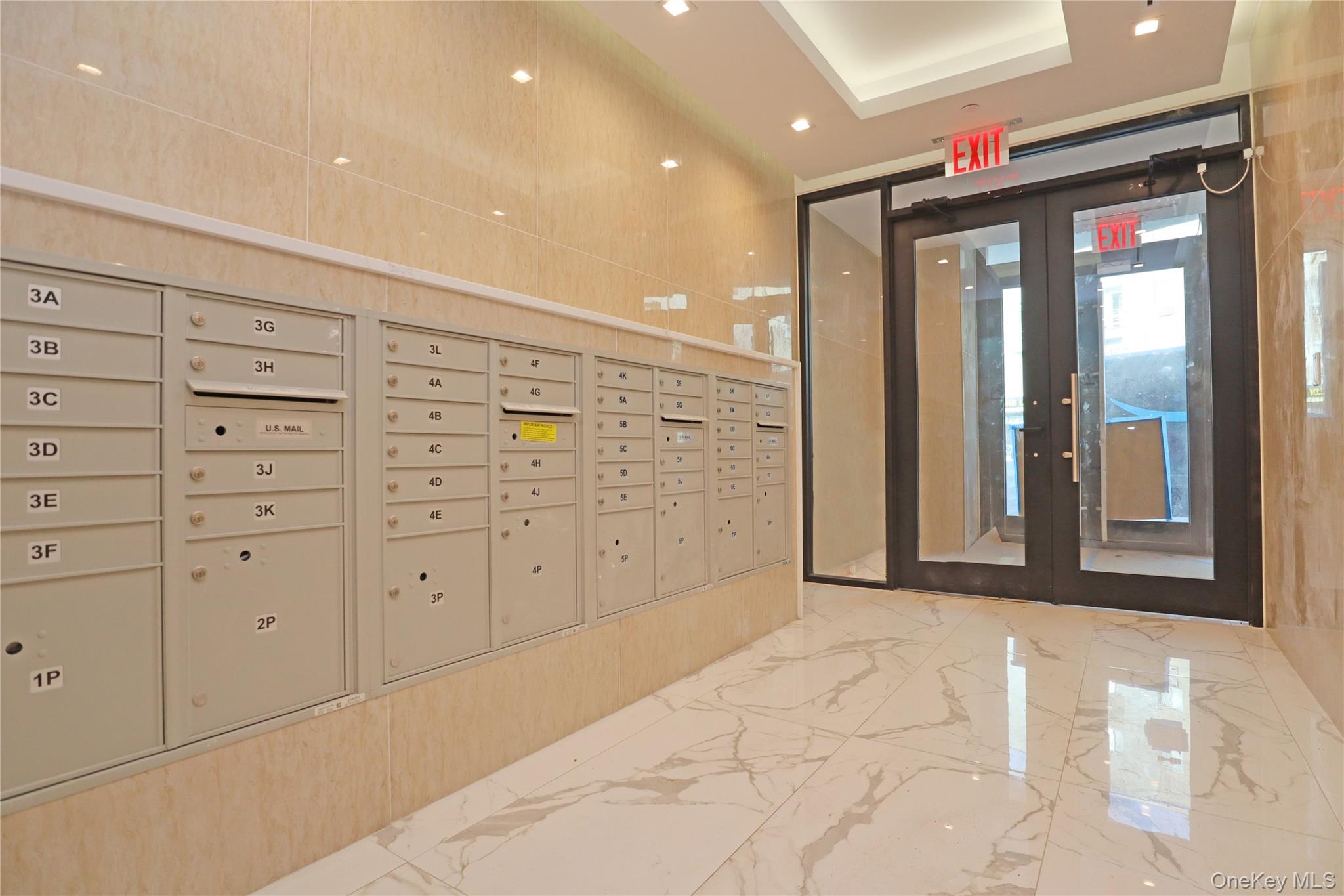 15002 Northern Bloulevard # 3F, Flushing, NY 11354