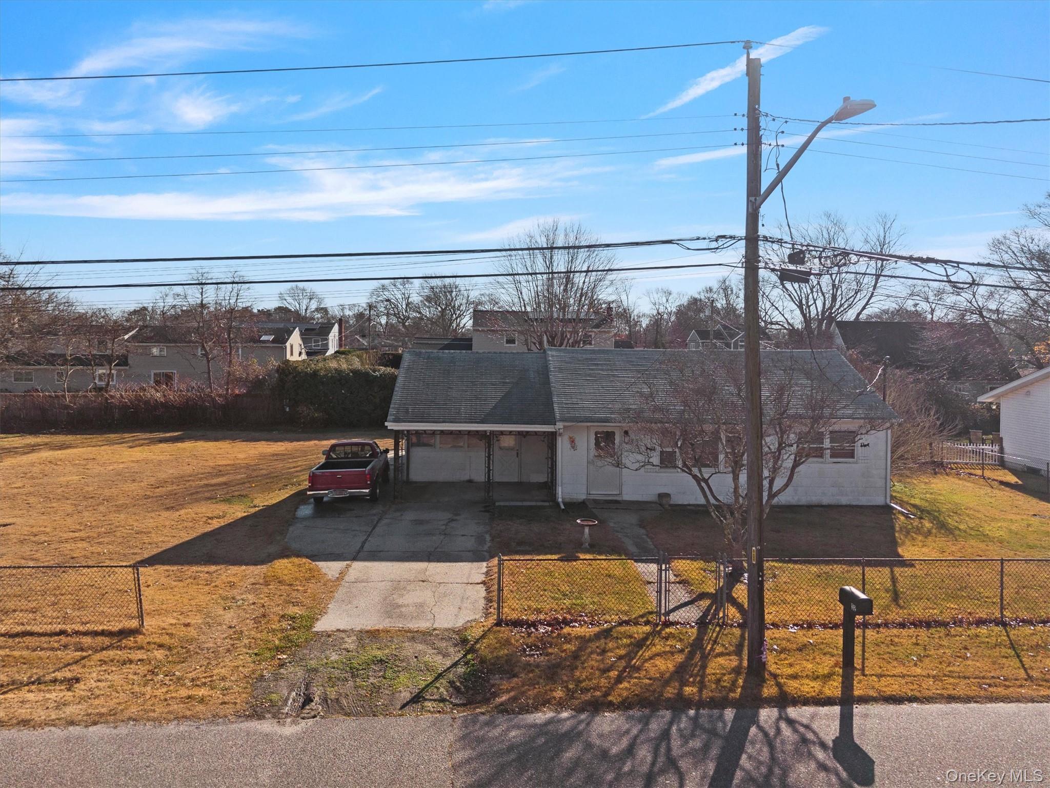 32 Flintlock Drive, Shirley, NY 11967