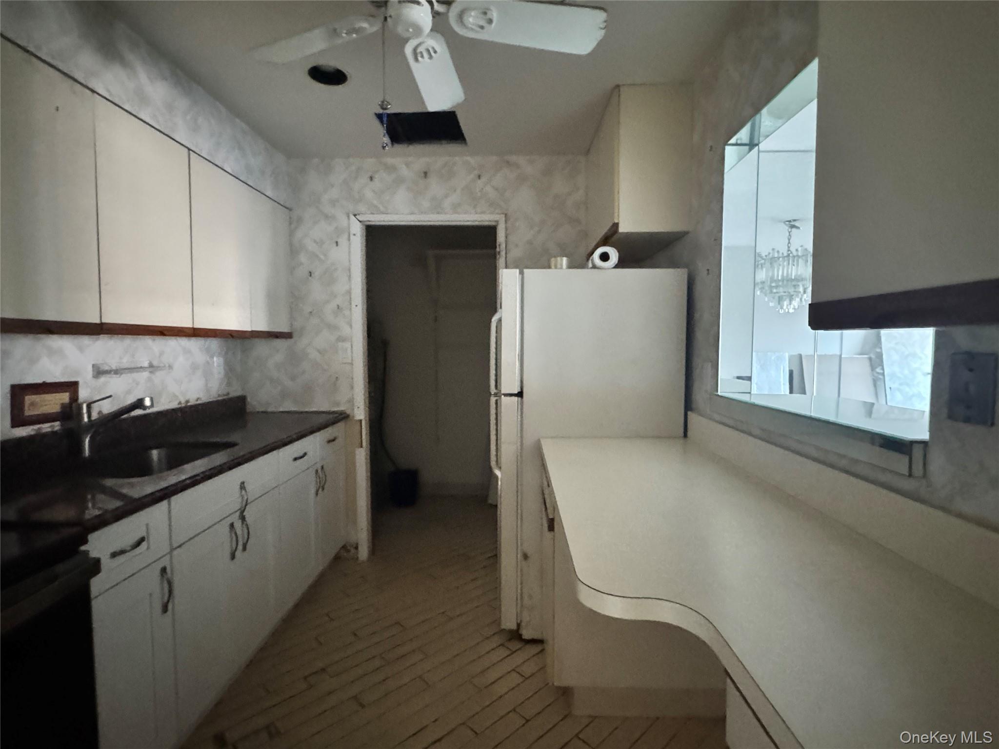 360 Shore Road # 8L, Long Beach, NY 11561