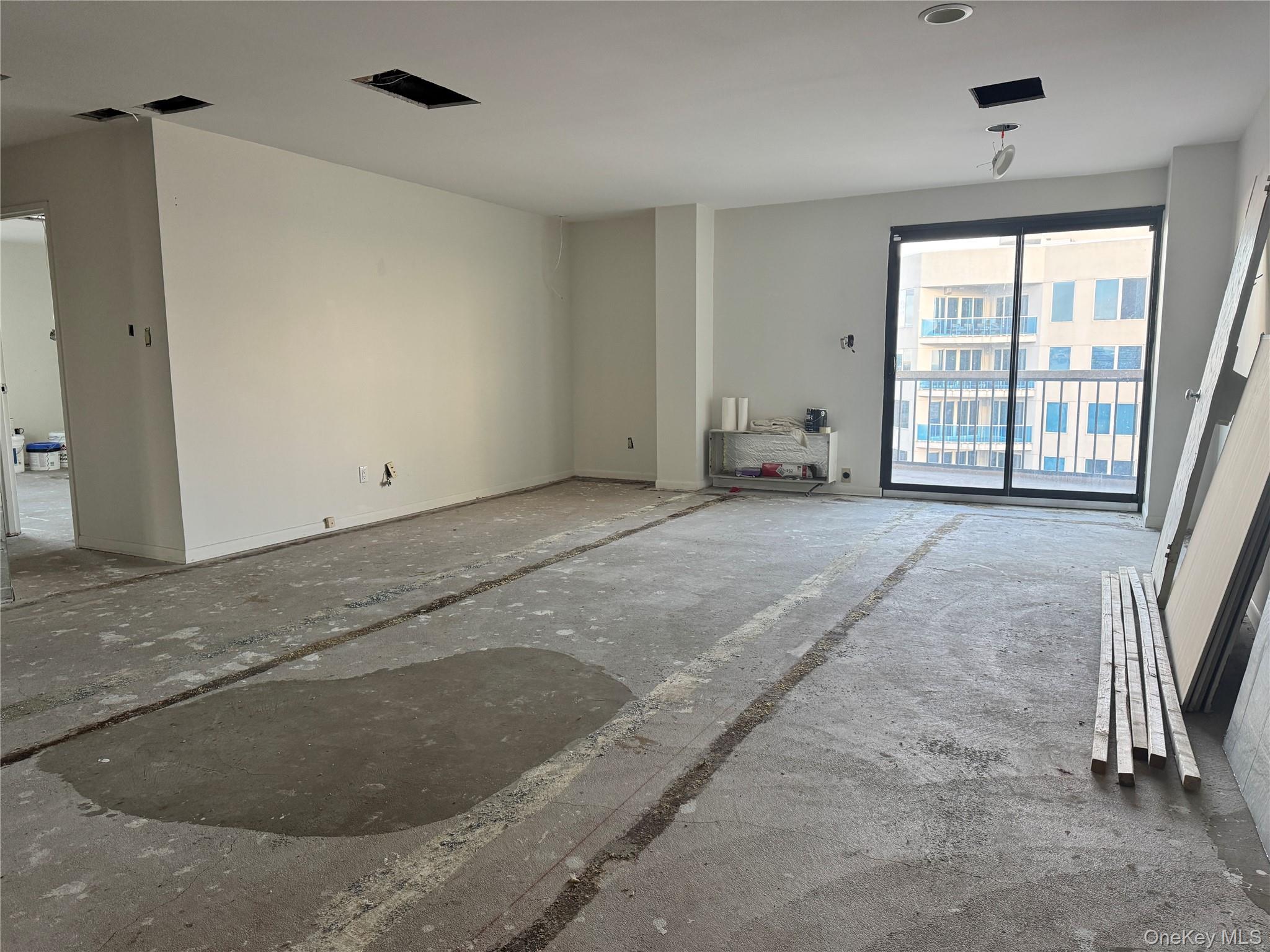 360 Shore Road # 8L, Long Beach, NY 11561