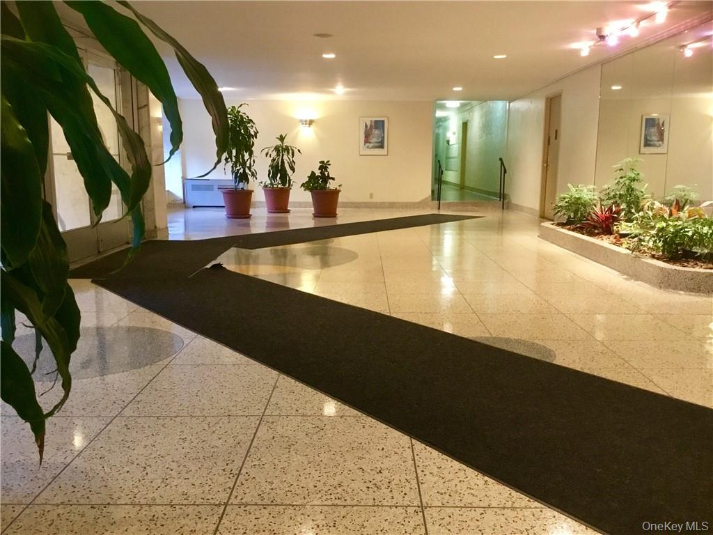 3 Sadore Lane # 2D, Yonkers, NY 10710