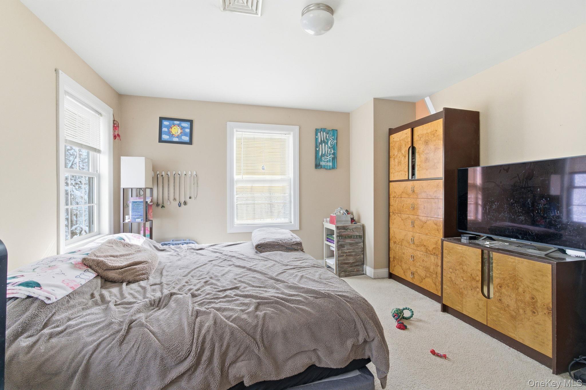 64 Wenliss Terrace, Wappingers Falls, NY 12590