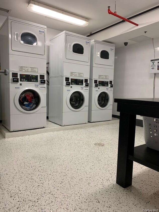 114 Greenpoint Avenue, Brooklyn, NY 11222