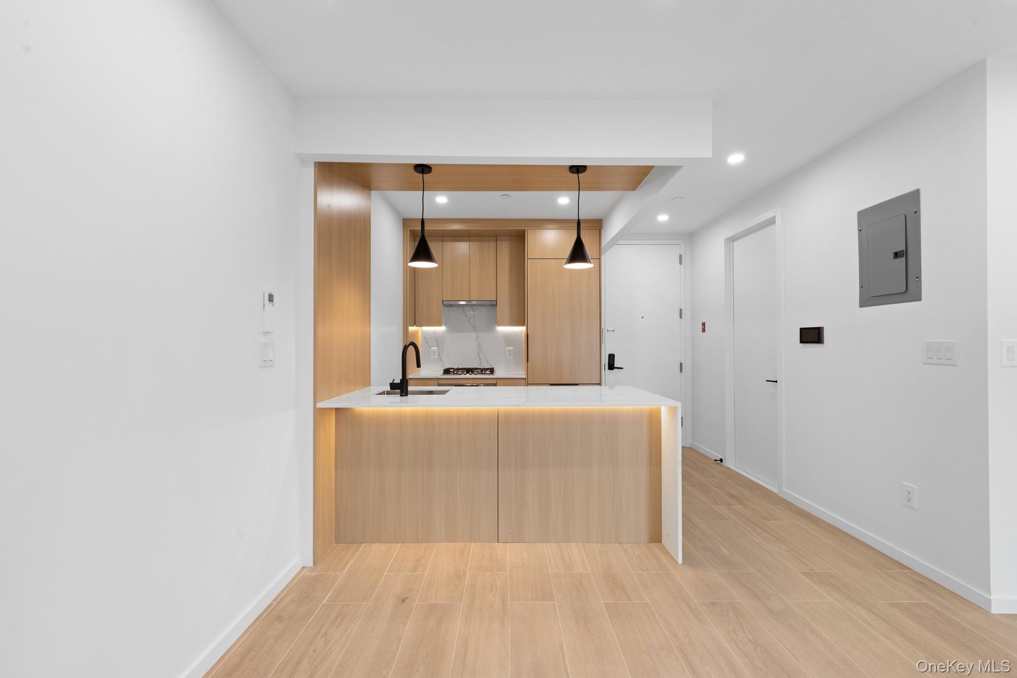 366 Harman Street # 4R, Brooklyn, NY 11237