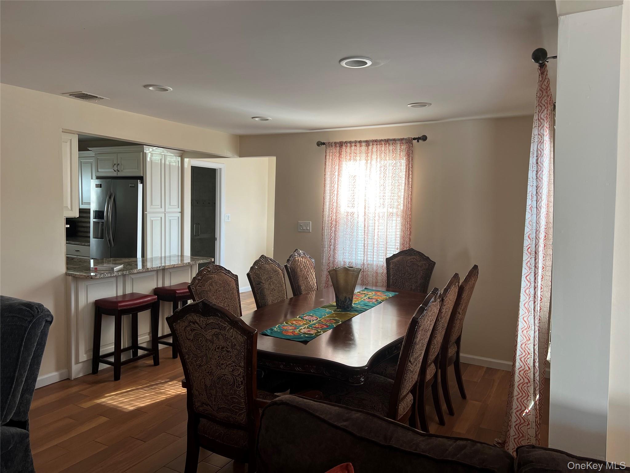 615 W Walnut Street, Long Beach, NY 11561