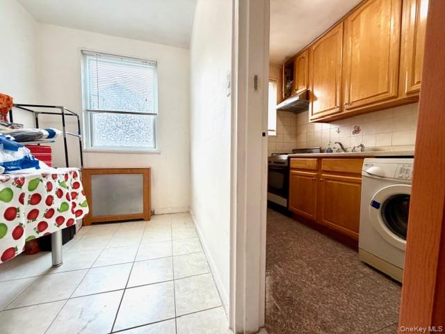 67-20 218 Street # Lower, Bayside, NY 11364