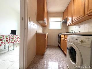 67-20 218 Street # Lower, Bayside, NY 11364