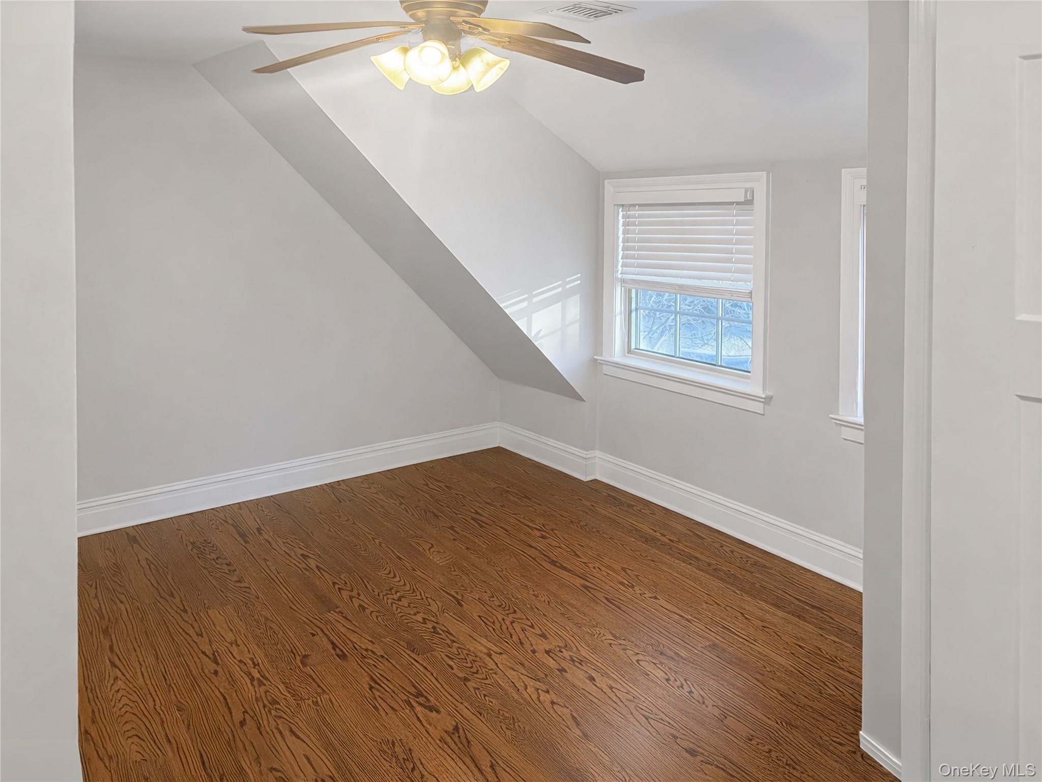 104 Woolsey Avenue # 2, Glen Cove, NY 11542