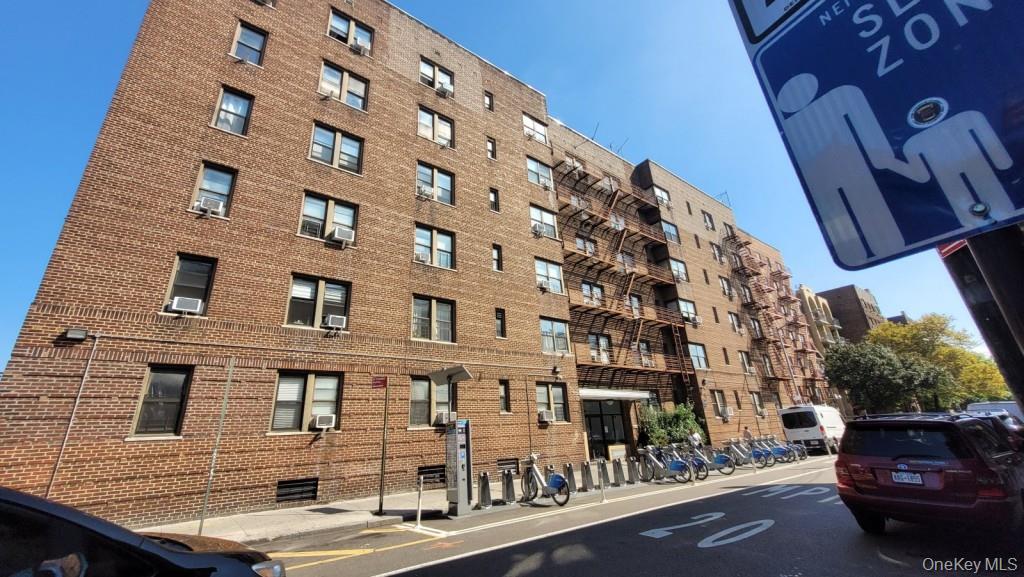 40-05 Ithaca Street # 6D, Elmhurst, NY 11373