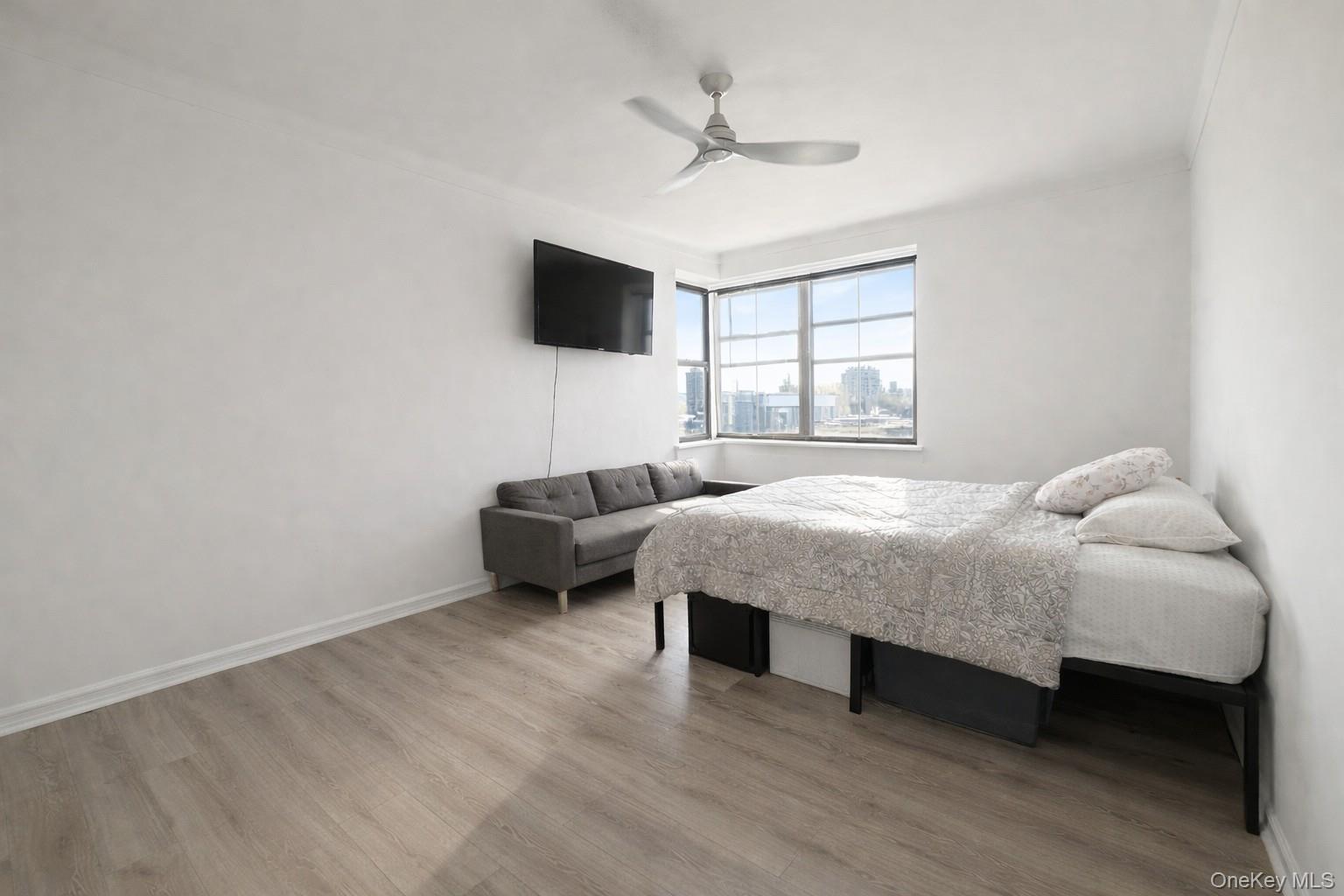 40-05 Ithaca Street # 6D, Elmhurst, NY 11373