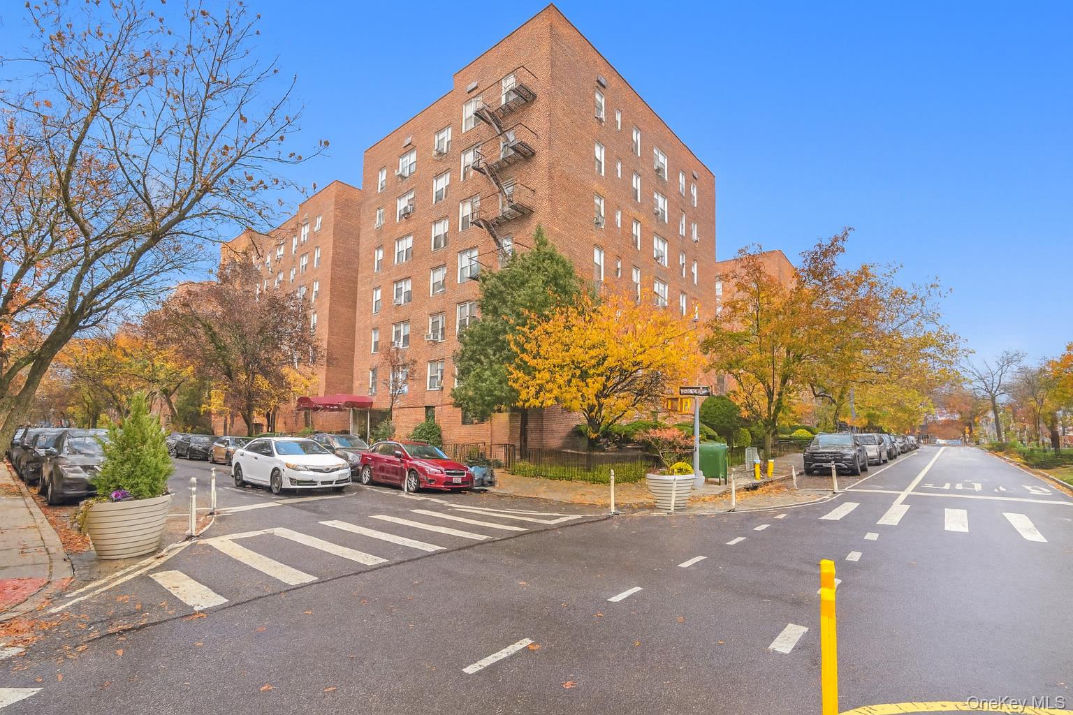 33-45 92 Street # 2B, Jackson Heights, NY 11372