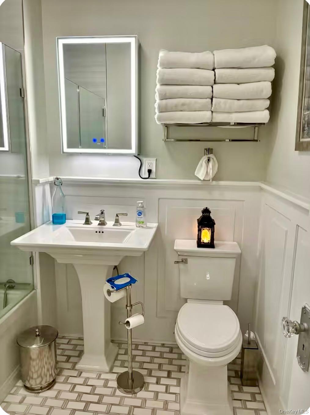 282 163rd Street E, Bronx, NY 10451