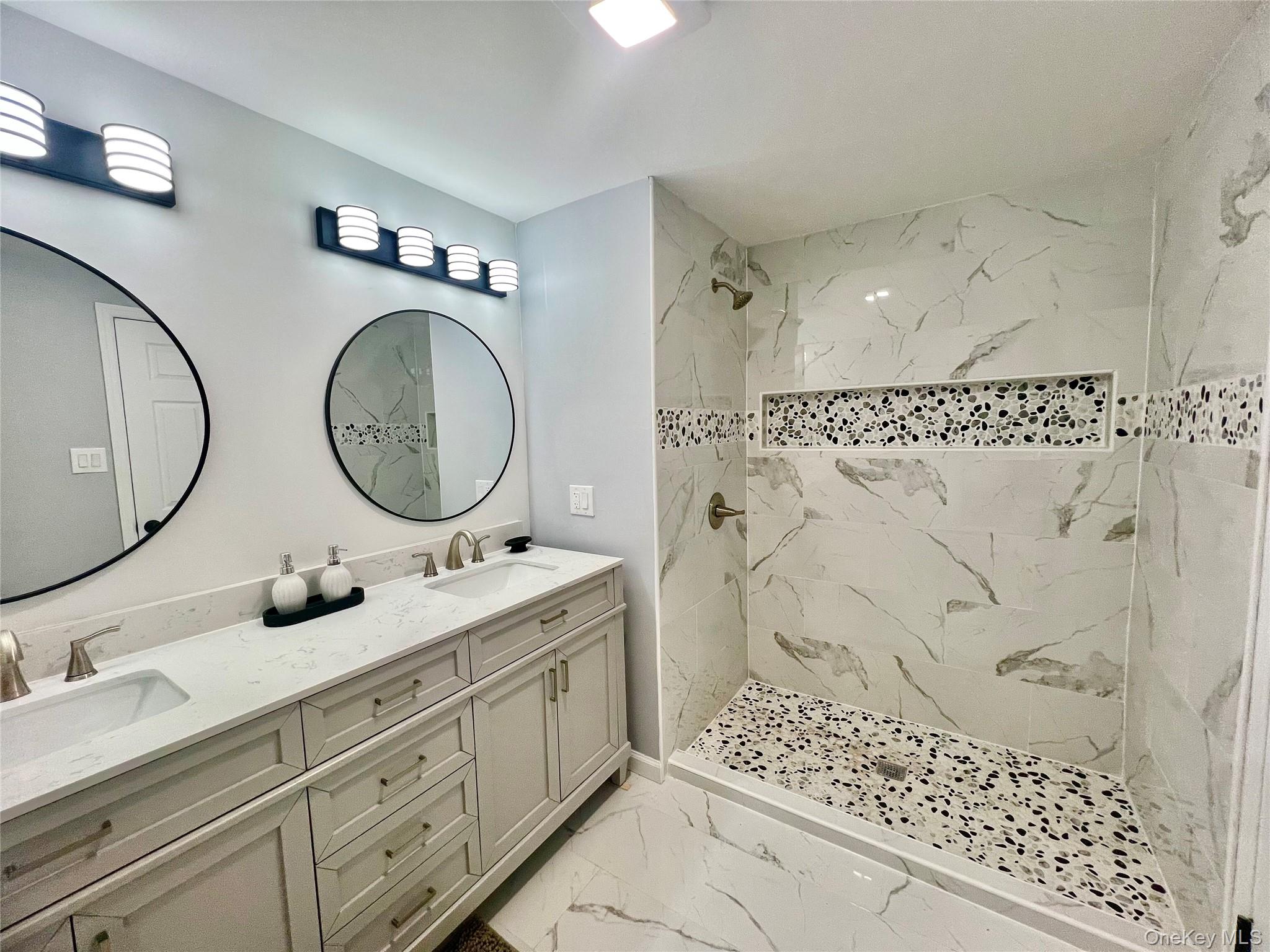 17 Dunthorne Drive, Pine Bush, NY 12721