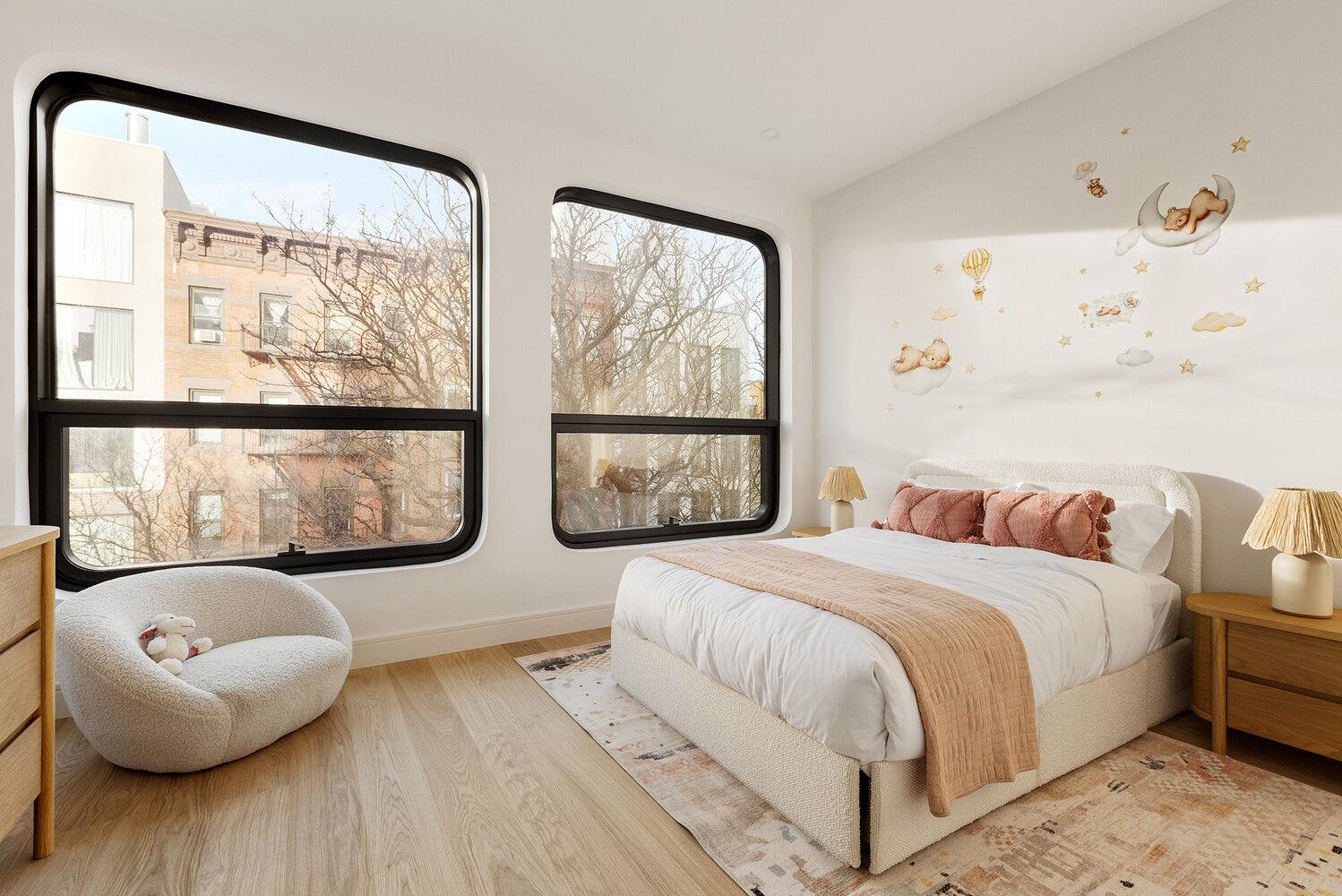 76 S 2ND Street, Brooklyn, NY 11249