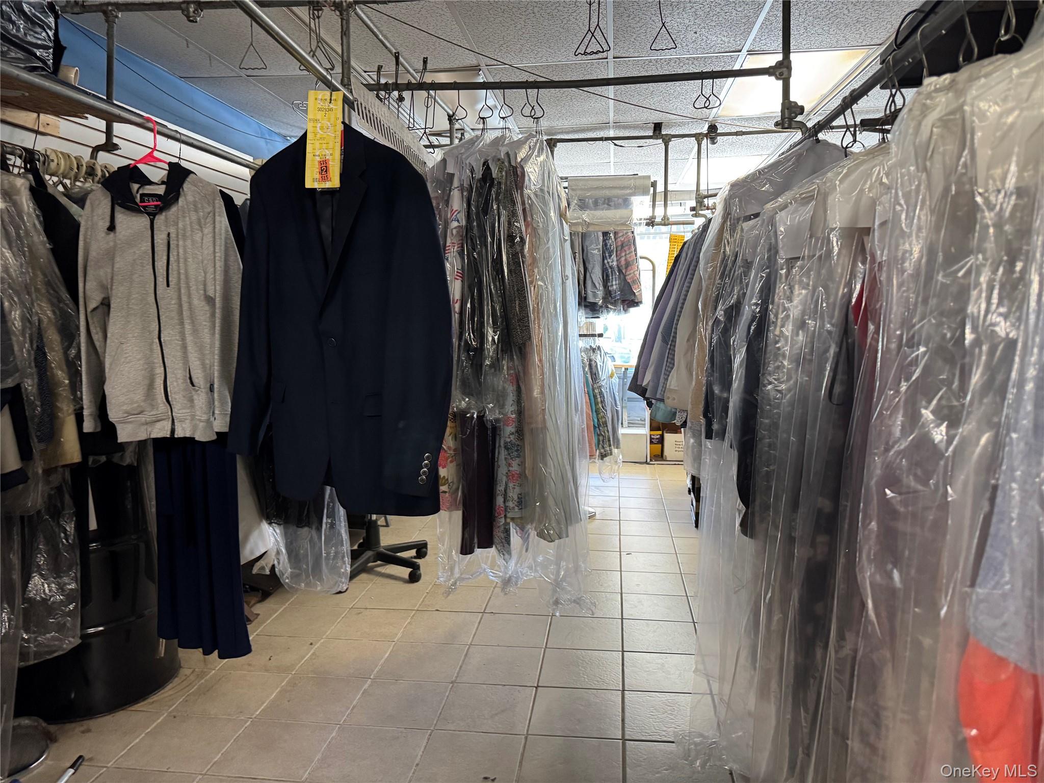 209 Carleton Avenue, East Islip, NY 11730