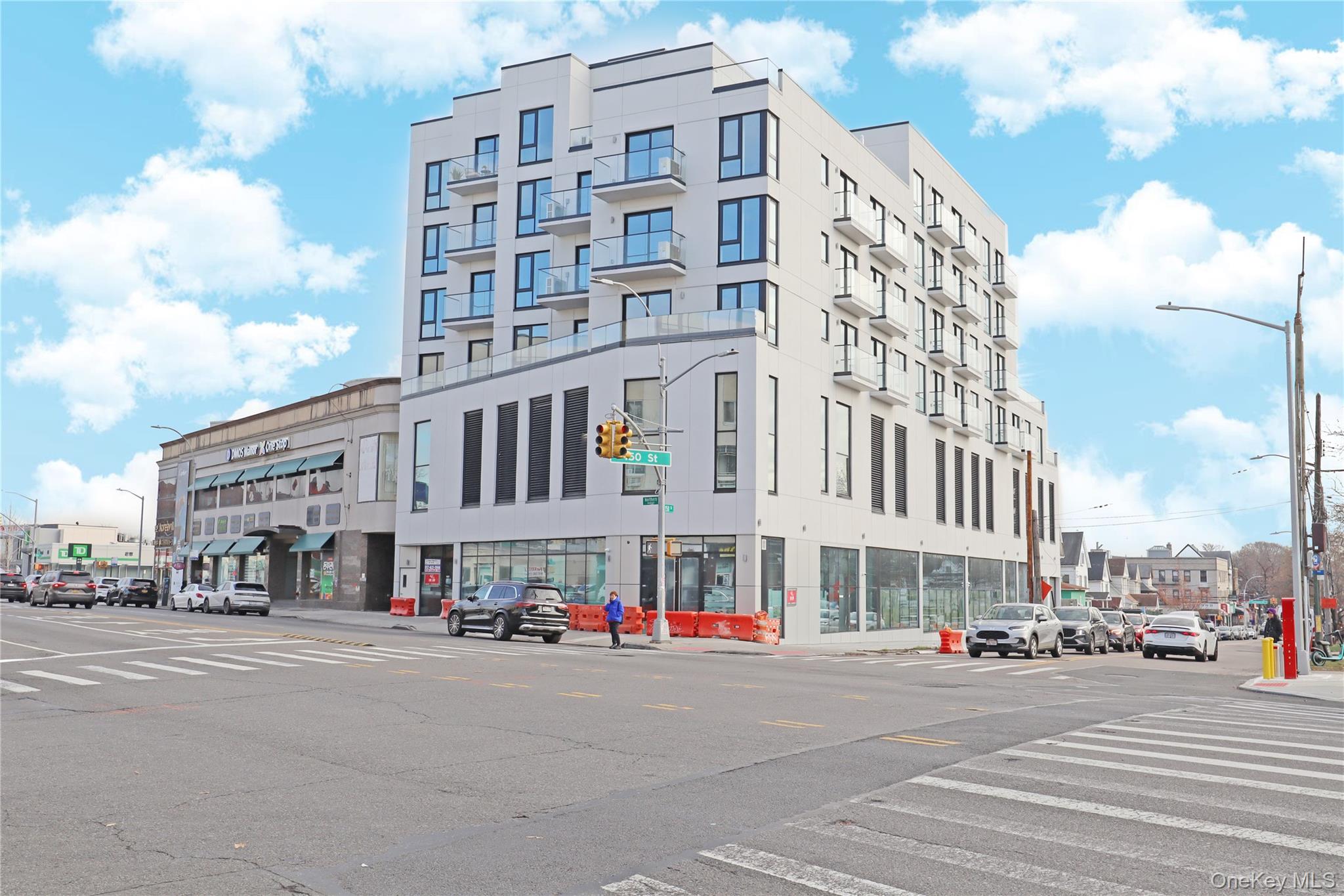 15002 Northern Boulevard # 6G, Flushing, NY 11354