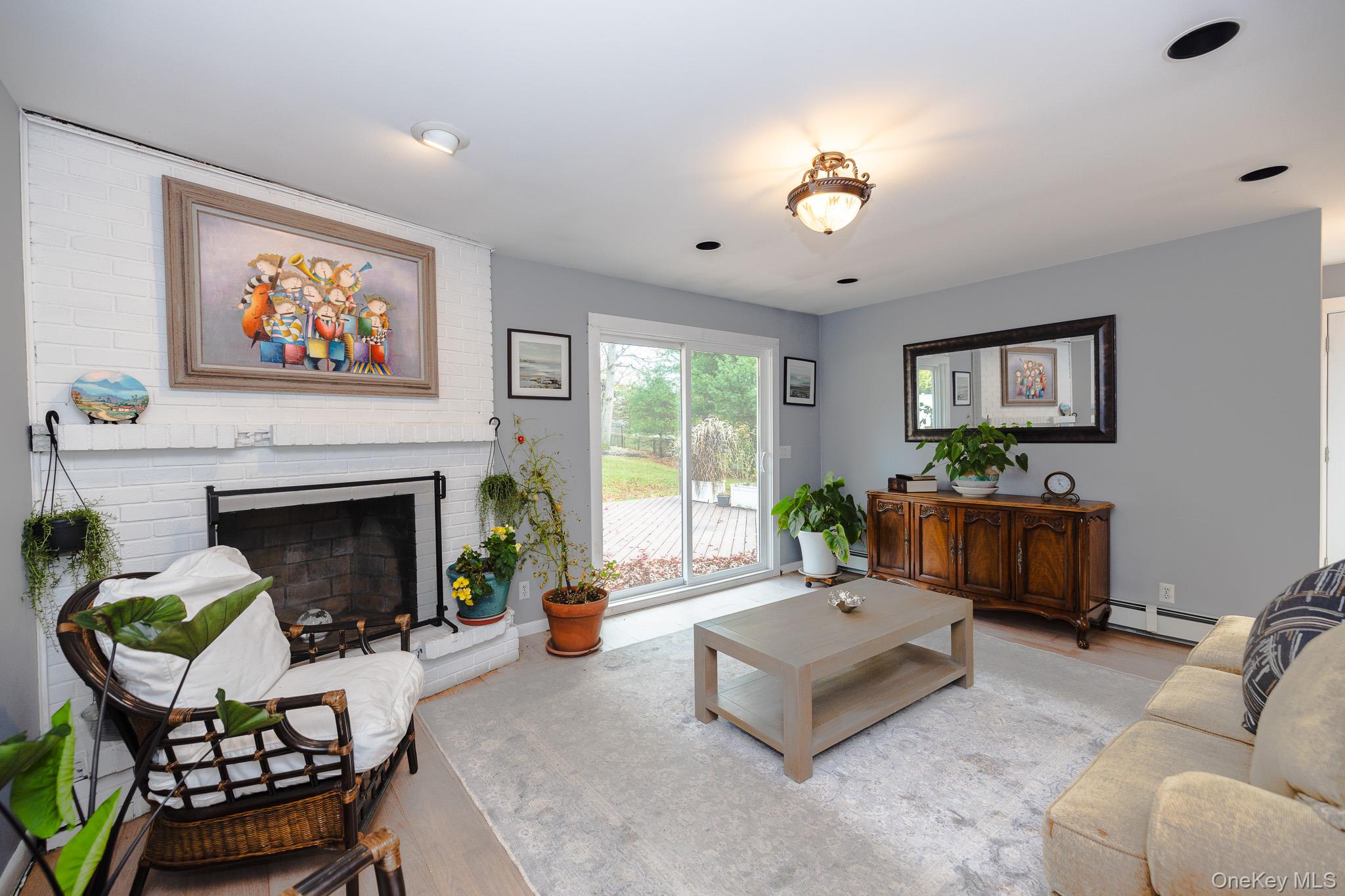 94 Kings Drive, Riverhead, NY 11901