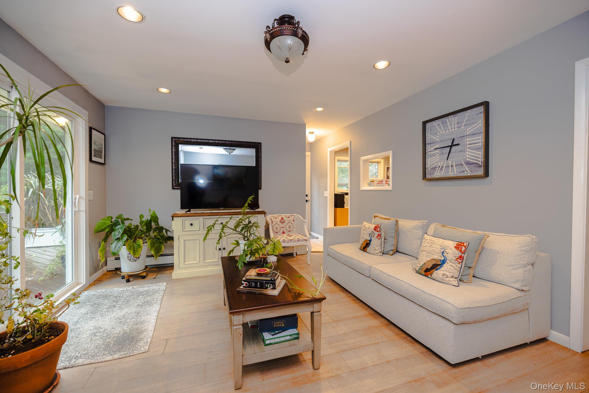 94 Kings Drive, Riverhead, NY 11901