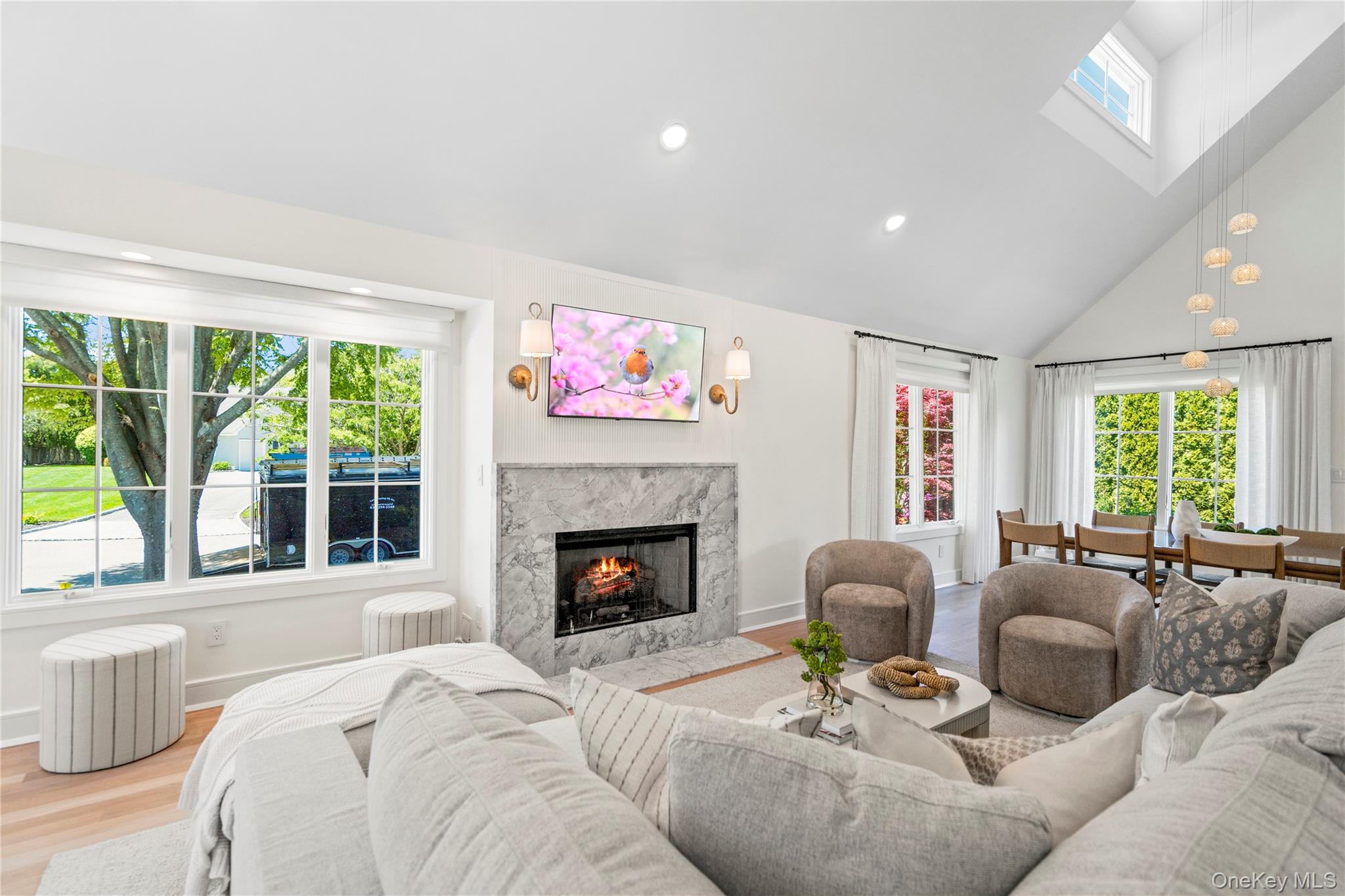 4 Carriage Lane, Southampton, NY 11968