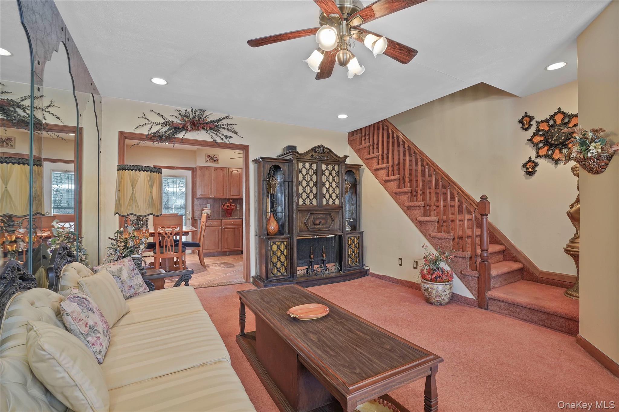 6161 79th Street, Middle Village, NY 11379