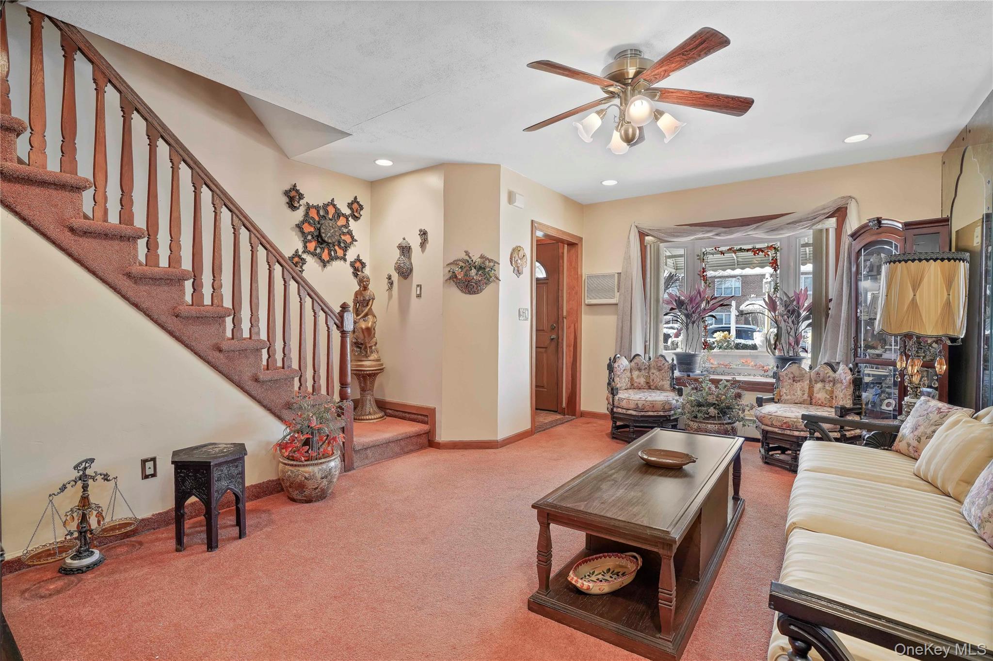 6161 79th Street, Middle Village, NY 11379