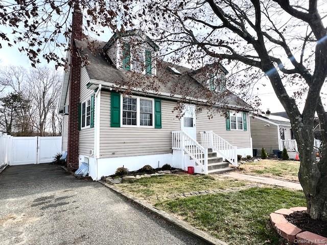 51 Clinton Avenue, Patchogue, NY 11772