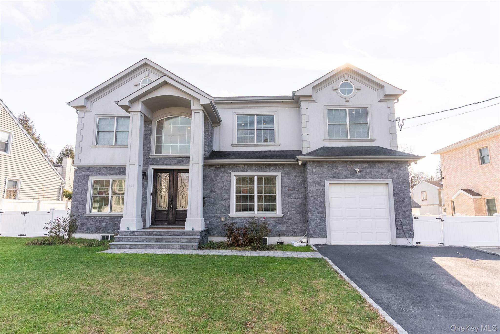 157 Evans Avenue, Albertson, NY 11507